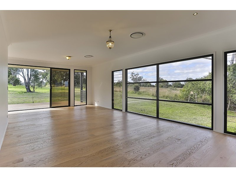 2 Koala Drive, Gowrie Junction QLD 4352