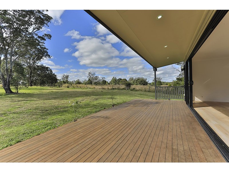 2 Koala Drive, Gowrie Junction QLD 4352