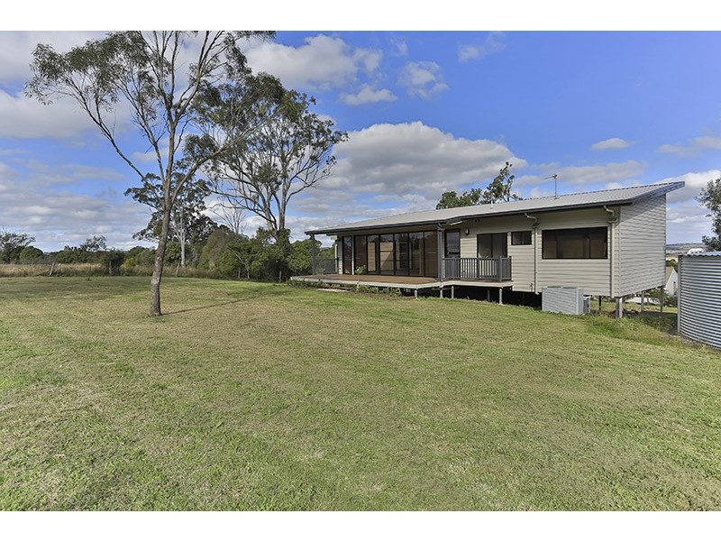 2 Koala Drive, Gowrie Junction QLD 4352
