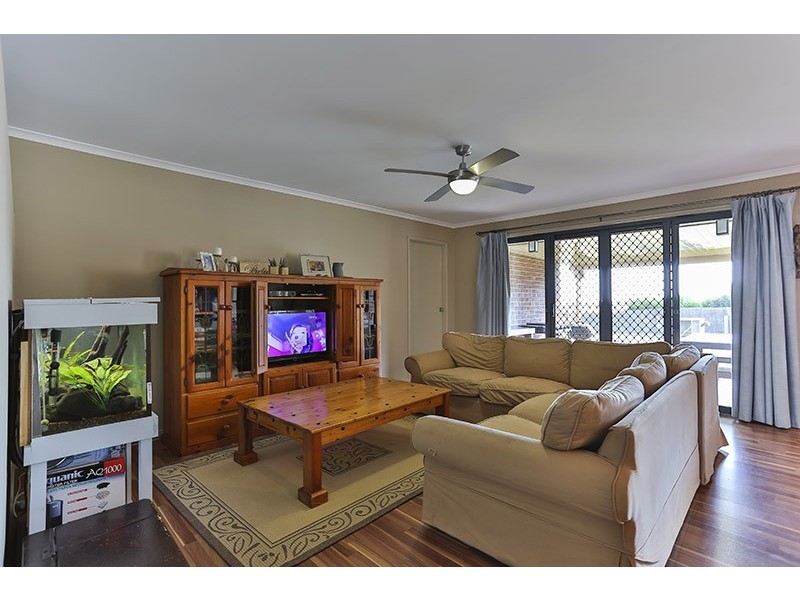 6 Commonwealth Crescent, Gowrie Junction QLD 4352