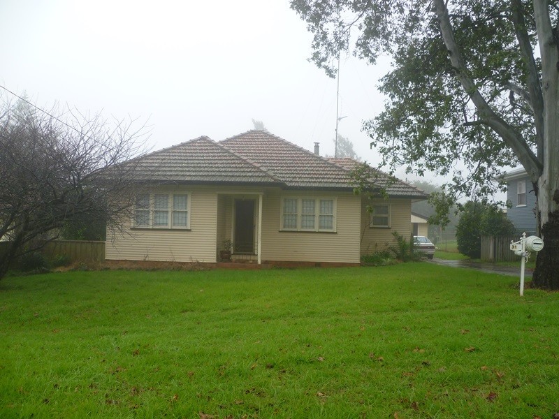 31 Perry Street, Harlaxton QLD 4350