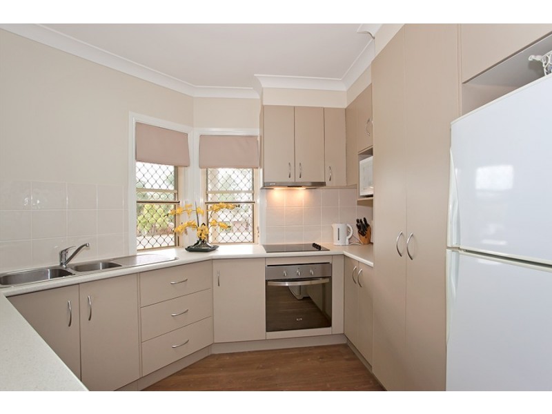 1/6 Vista Court, Withcott QLD 4352