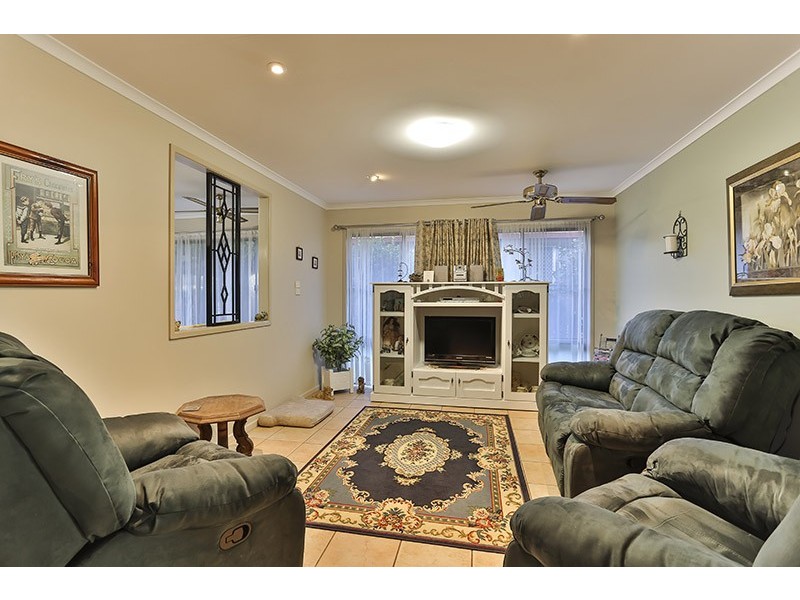 16 Paull Street, Wilsonton QLD 4350