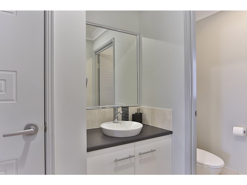11 Alexander Avenue, Highfields QLD 4352