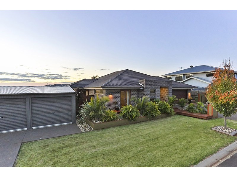 39 Highgrove Drive, Highfields QLD 4352