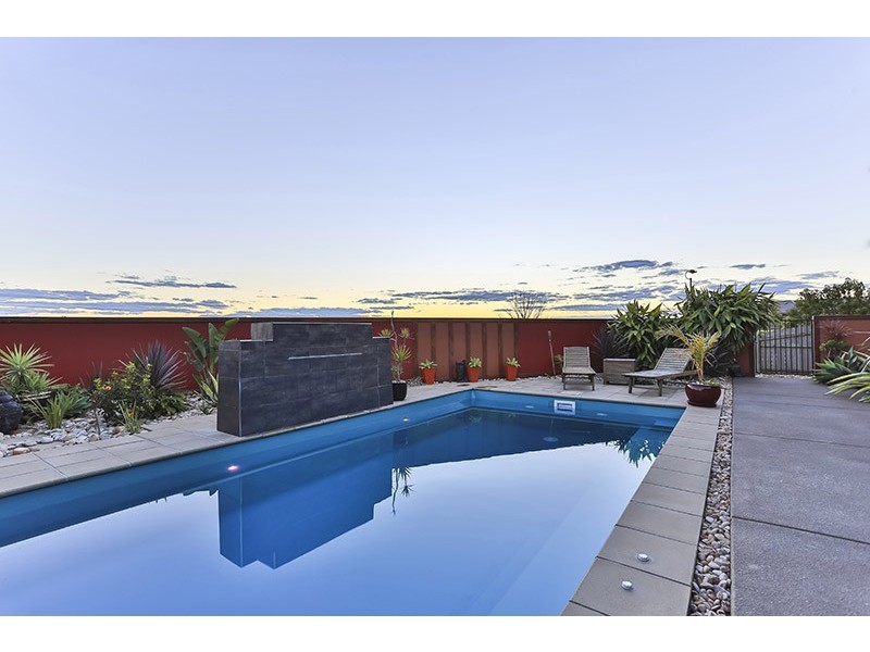 39 Highgrove Drive, Highfields QLD 4352