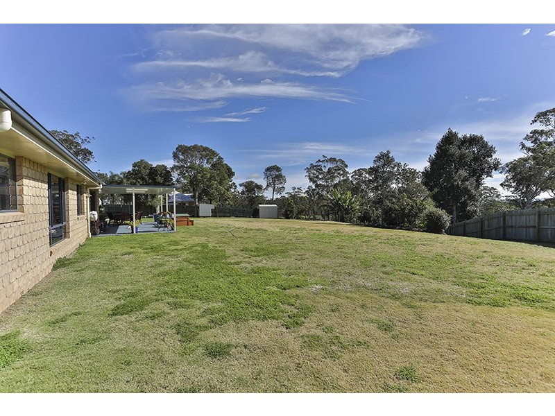 27 Federation Drive, Highfields QLD 4352