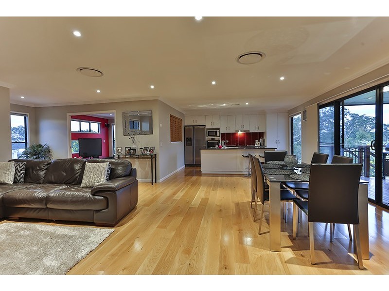 18 Trevean Drive, Kleinton QLD 4352