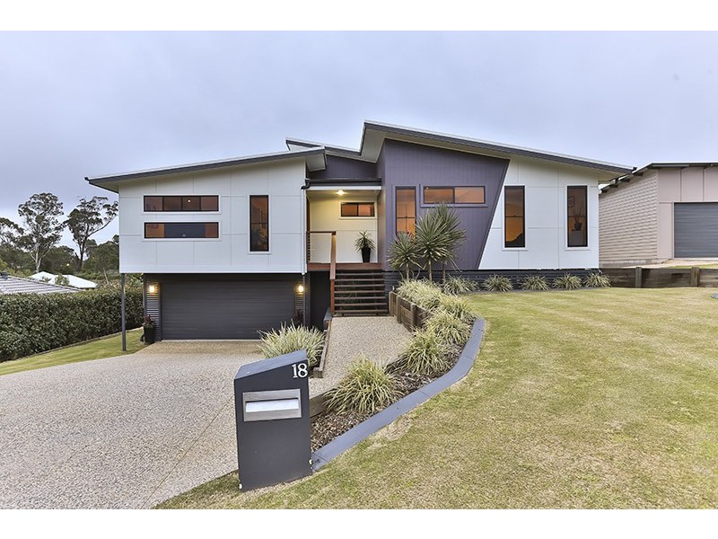 18 Trevean Drive, Kleinton QLD 4352