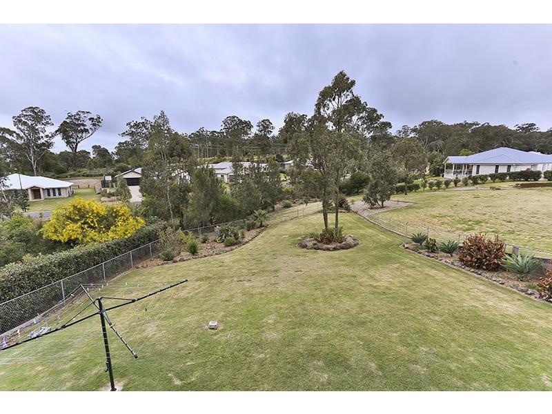18 Trevean Drive, Kleinton QLD 4352