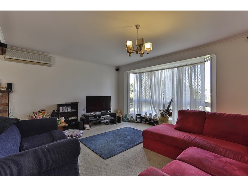 39 Riethmuller Street, Kearneys Spring QLD 4350