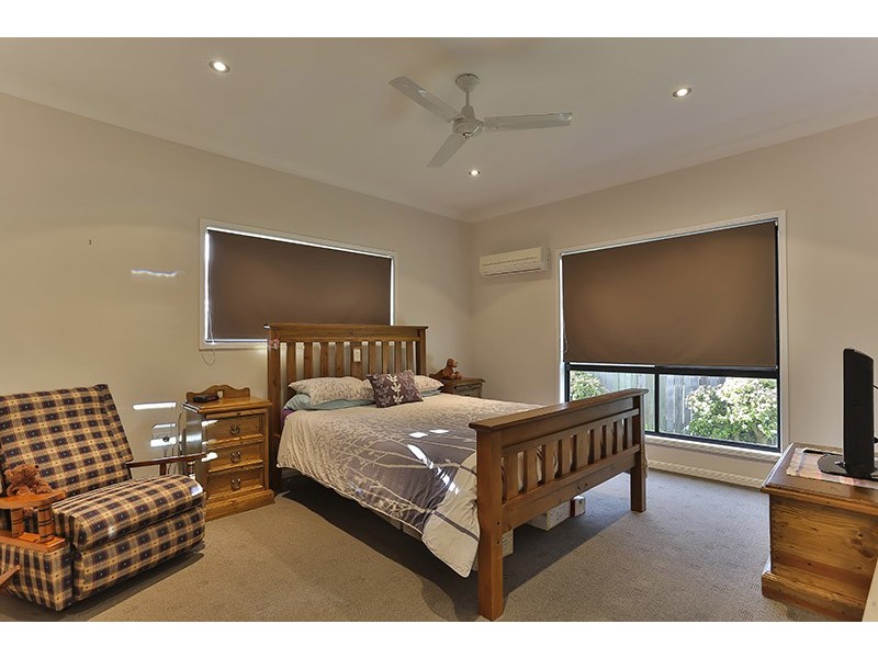 2 Currawong Drive, Highfields QLD 4352