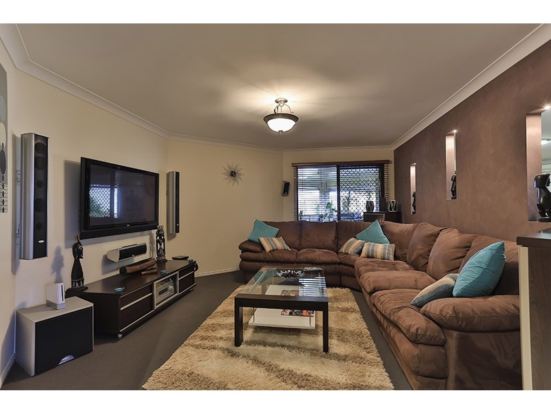 8 Degan Court, Highfields QLD 4352