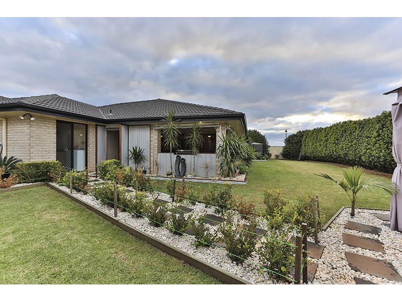 8 Degan Court, Highfields QLD 4352