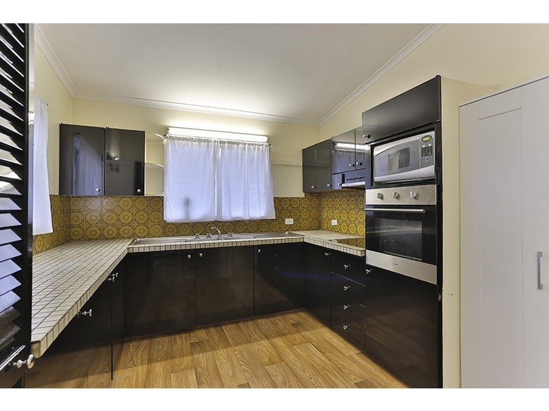 4 Tomkys Street, Rockville QLD 4350