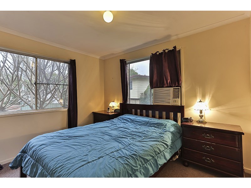 4 Tomkys Street, Rockville QLD 4350