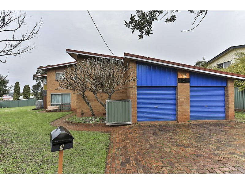 4 Tomkys Street, Rockville QLD 4350