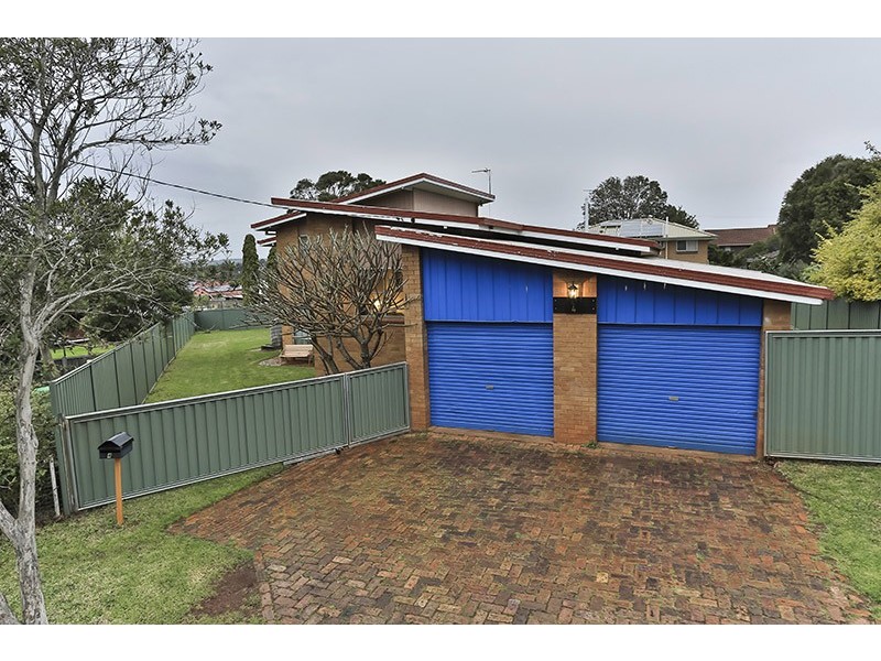 4 Tomkys Street, Rockville QLD 4350