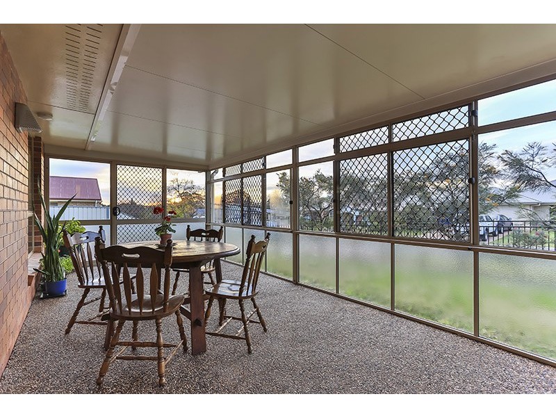 29 Hinchcliffe Drive, Kearneys Spring QLD 4350