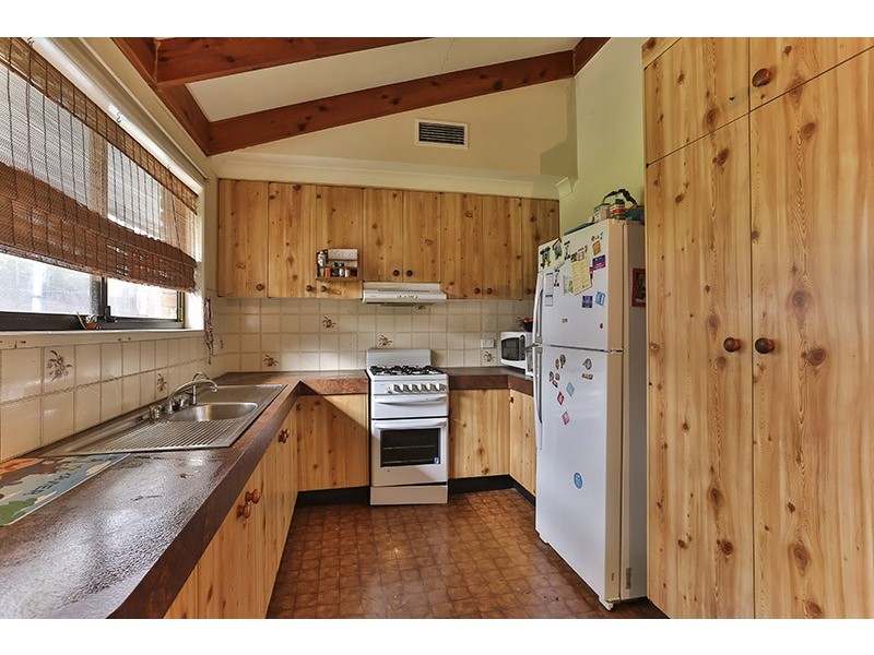 4 Burgundy Street, Wilsonton Heights QLD 4350