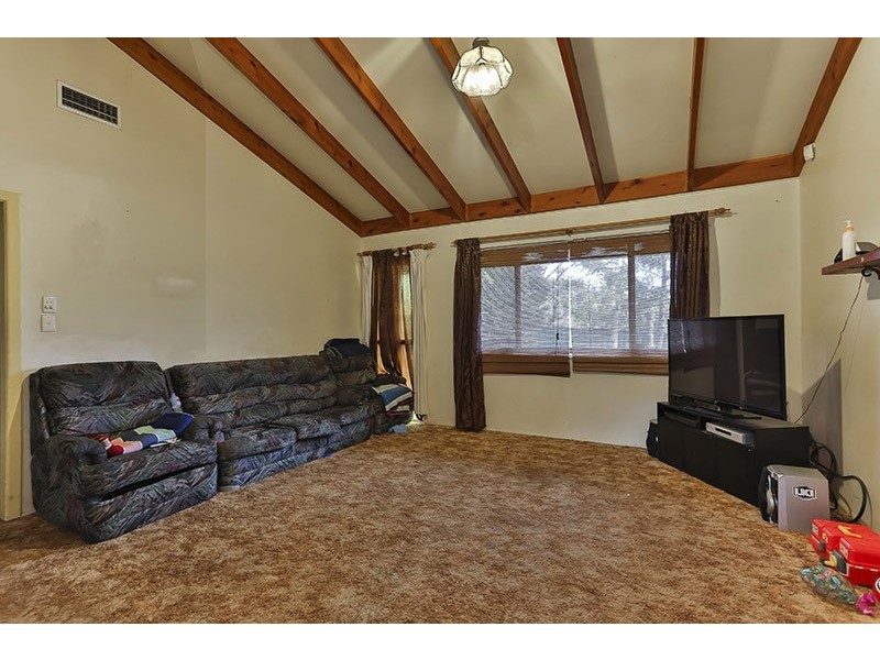 4 Burgundy Street, Wilsonton Heights QLD 4350