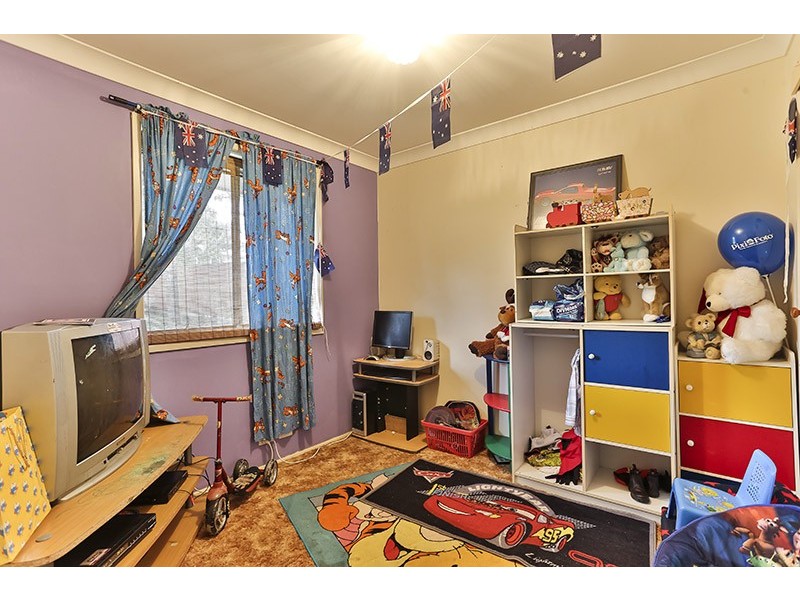 4 Burgundy Street, Wilsonton Heights QLD 4350