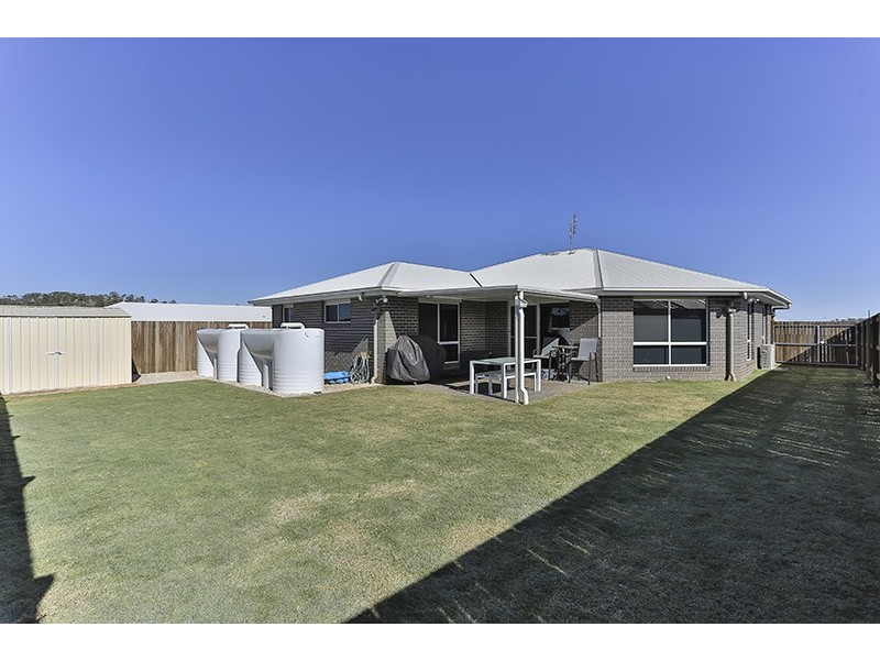 10 Tempest Drive, Glenvale QLD 4350