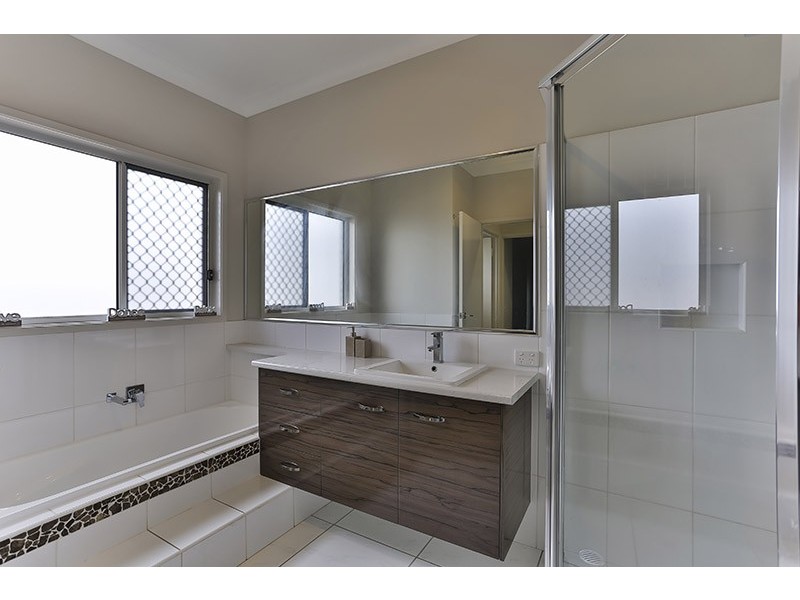 5 Frontier Court, Gowrie Junction QLD 4352