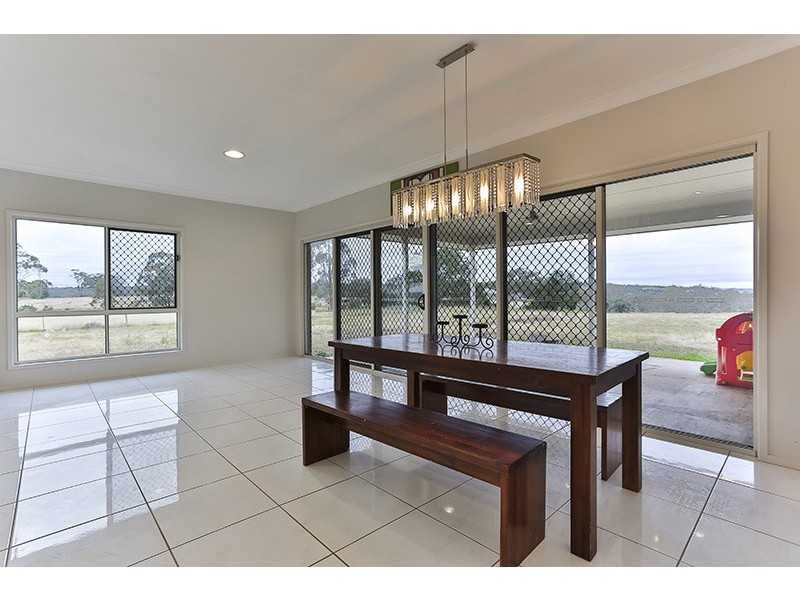 5 Frontier Court, Gowrie Junction QLD 4352