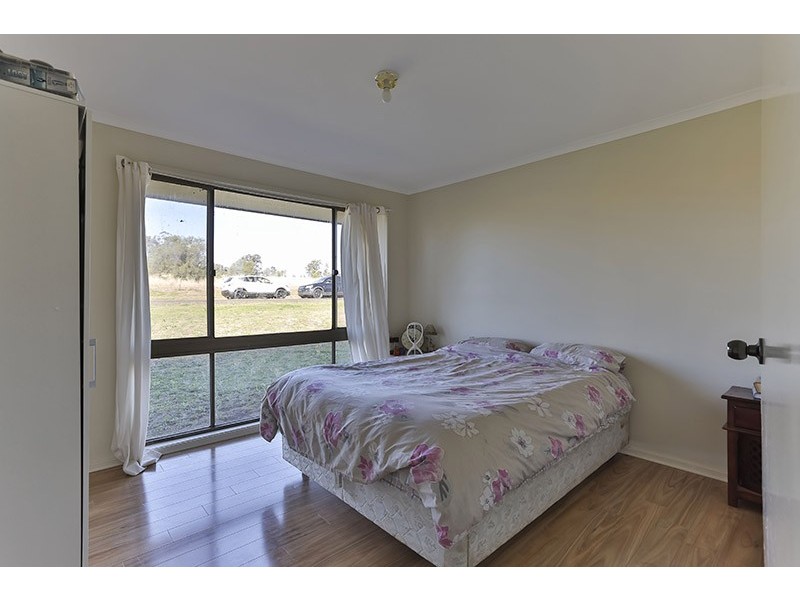 11 Daher Street, Goombungee QLD 4354