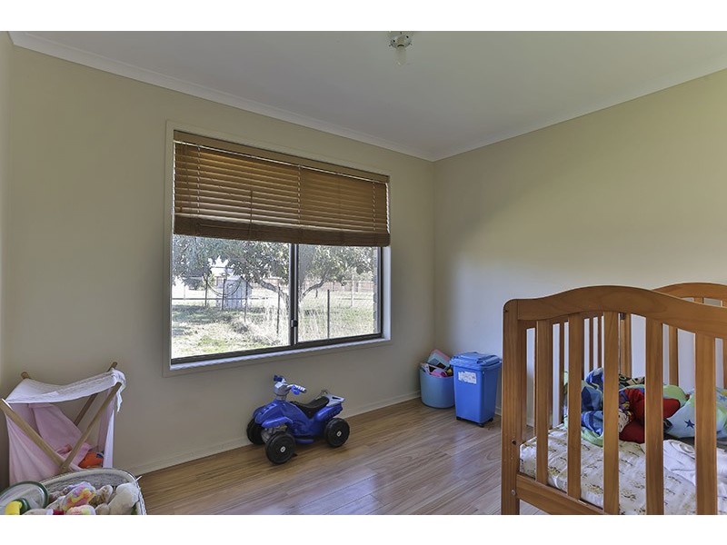 11 Daher Street, Goombungee QLD 4354