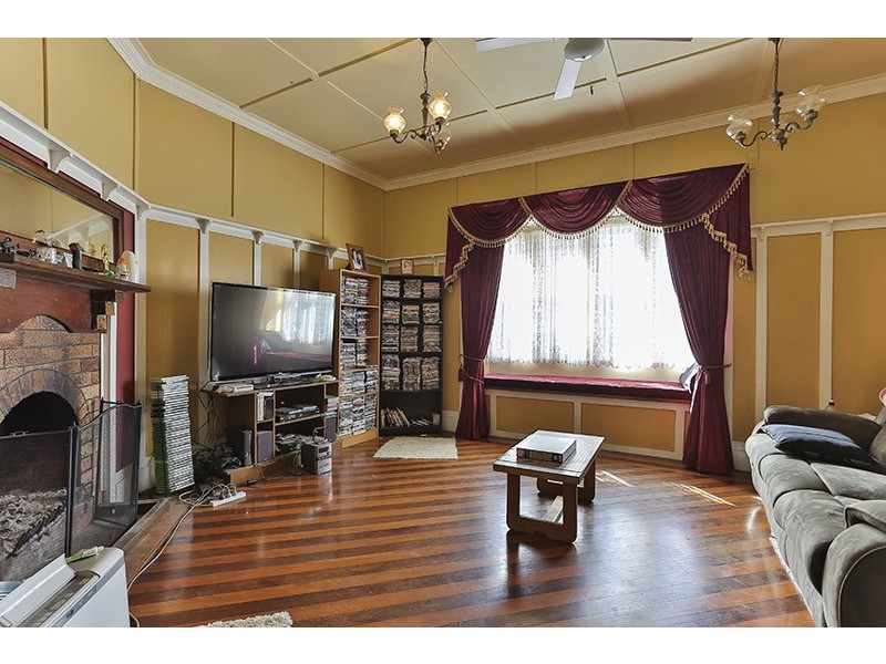 242 Hume Street, South Toowoomba QLD 4350