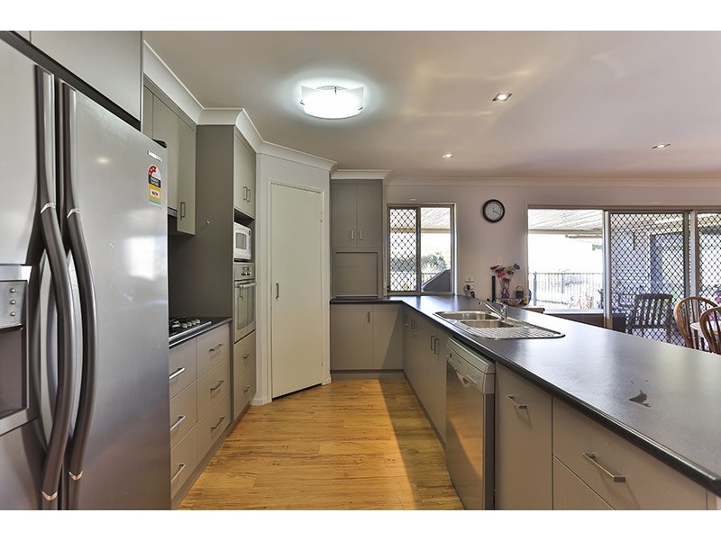 8 Marlowe Court, Westbrook QLD 4350