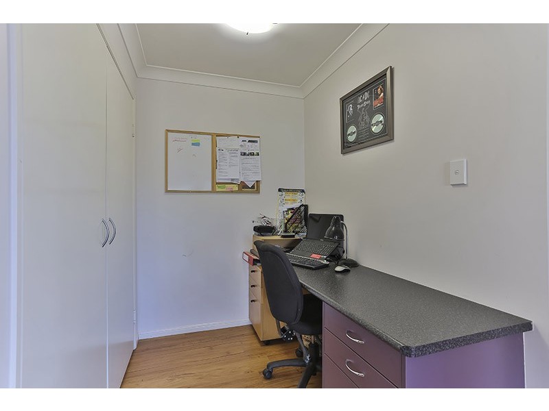 8 Marlowe Court, Westbrook QLD 4350