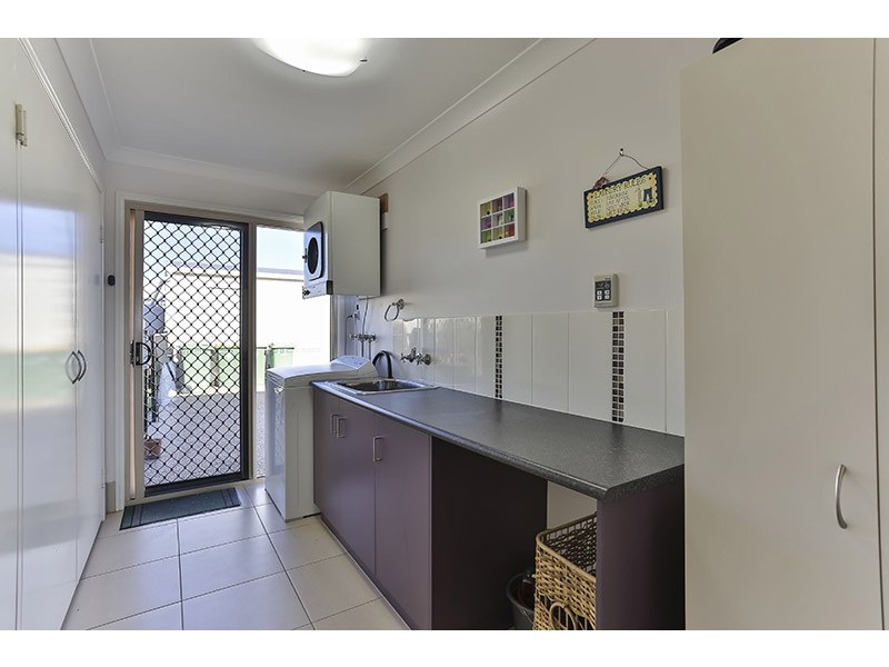 8 Marlowe Court, Westbrook QLD 4350