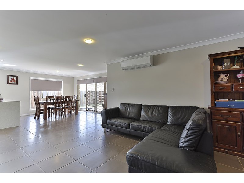 10 Devoran Street, Kleinton QLD 4352
