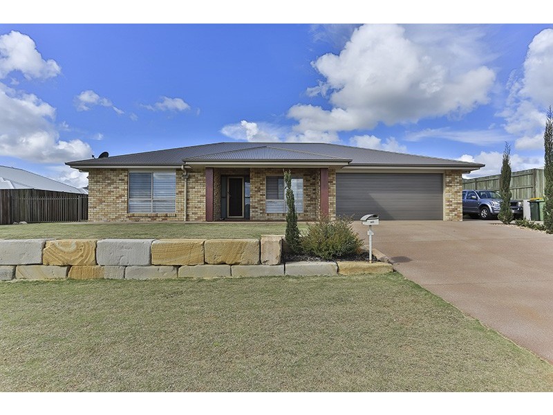 10 Devoran Street, Kleinton QLD 4352