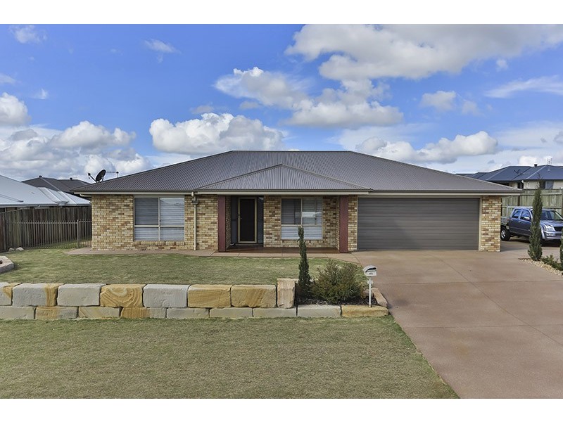 10 Devoran Street, Kleinton QLD 4352