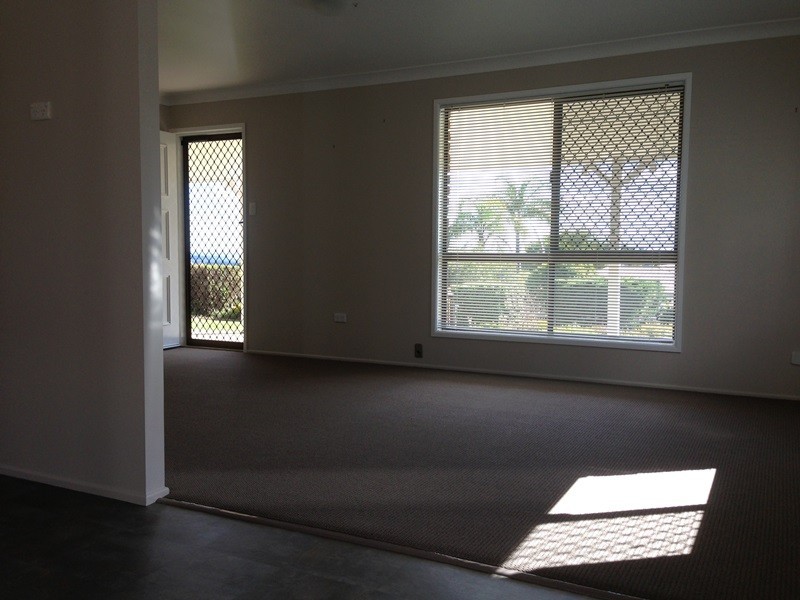 27 Blue Gum Drive, Glenvale QLD 4350