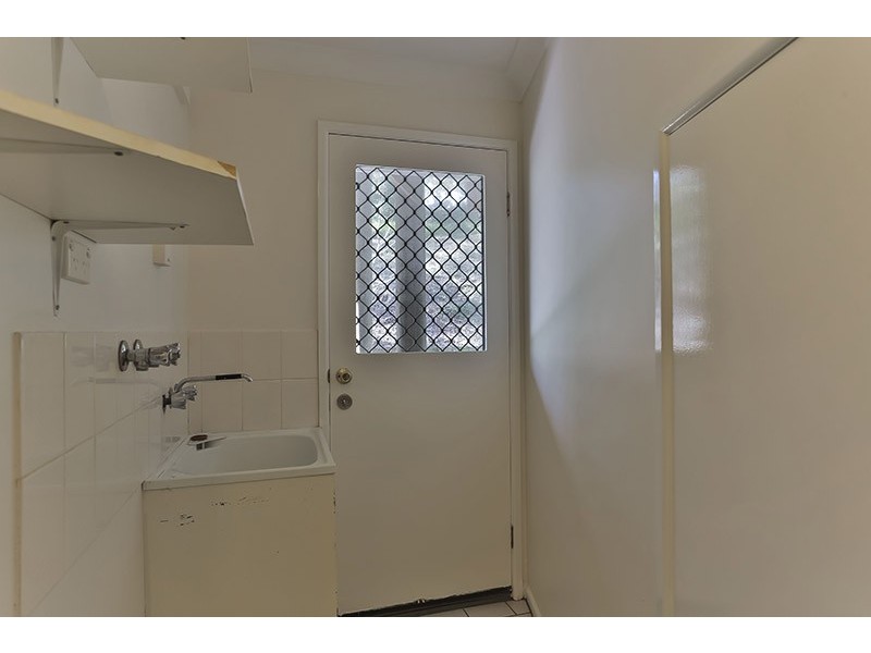 1 Roderic Court, Mount Lofty QLD 4350