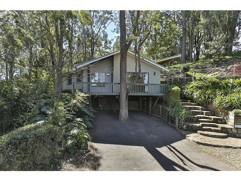 1 Roderic Court, Mount Lofty QLD 4350