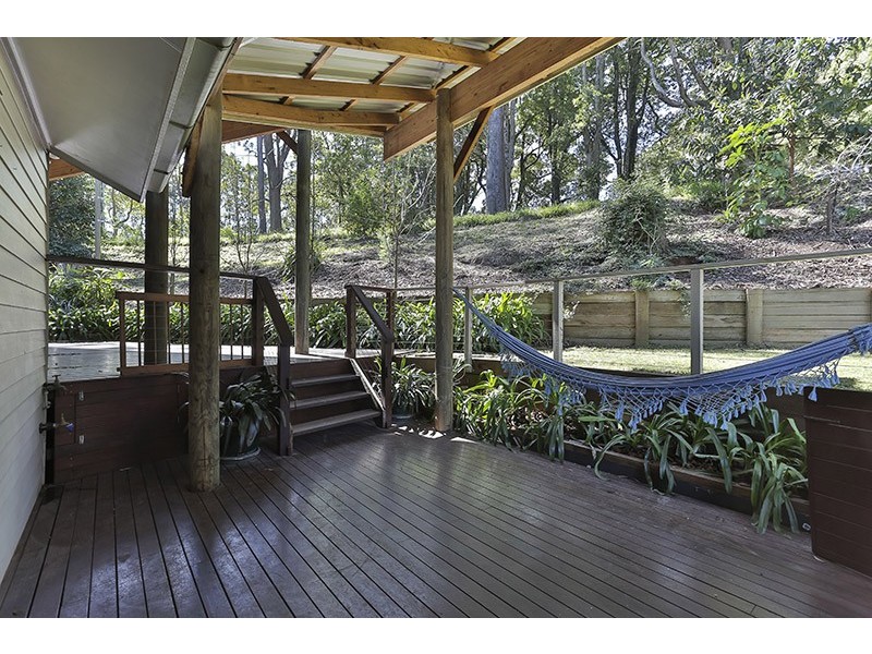 1 Roderic Court, Mount Lofty QLD 4350