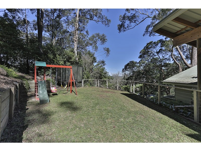 1 Roderic Court, Mount Lofty QLD 4350
