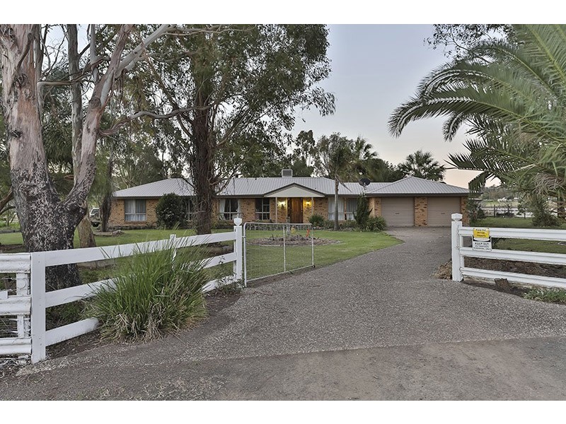 106 Paulsens Road, Gowrie Junction QLD 4352