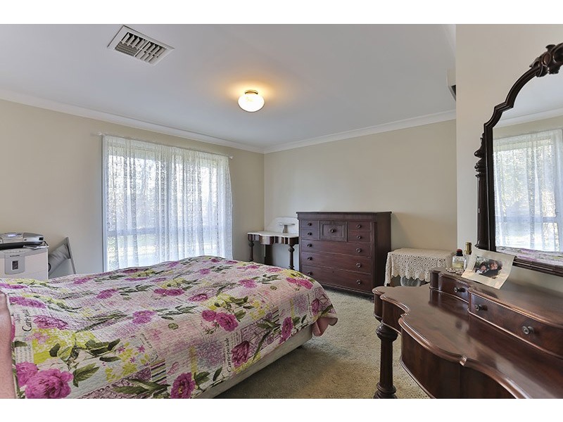 106 Paulsens Road, Gowrie Junction QLD 4352