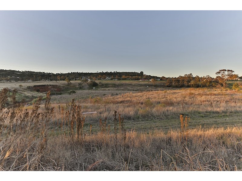 106 Paulsens Road, Gowrie Junction QLD 4352