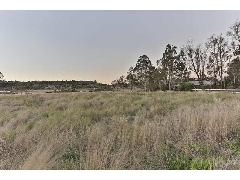 106 Paulsens Road, Gowrie Junction QLD 4352