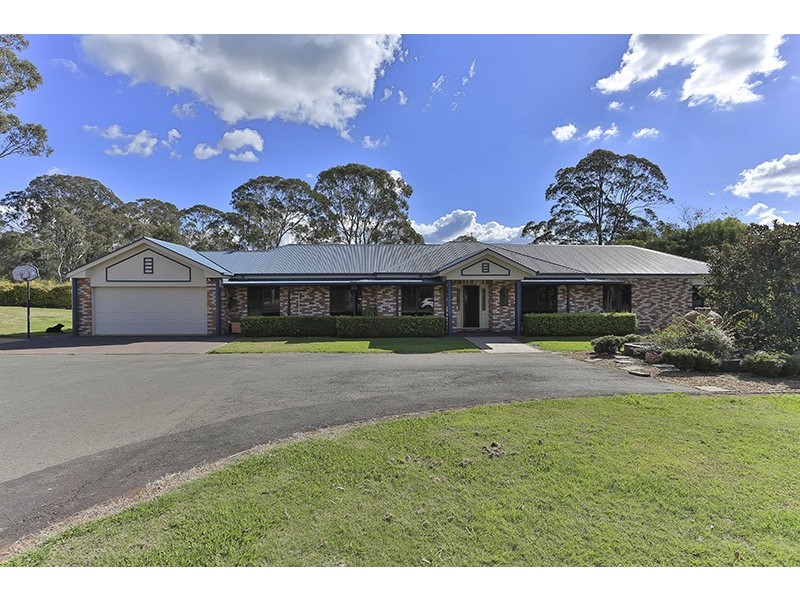 7 McEwan Road, Cabarlah QLD 4352