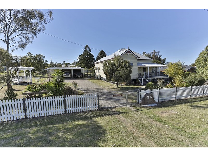 24-26 Mocatta Street, Goombungee QLD 4354