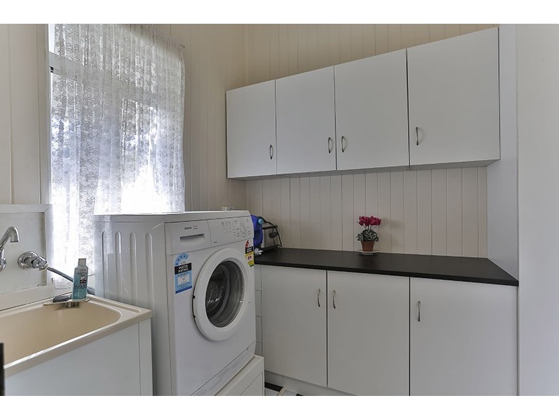 24-26 Mocatta Street, Goombungee QLD 4354